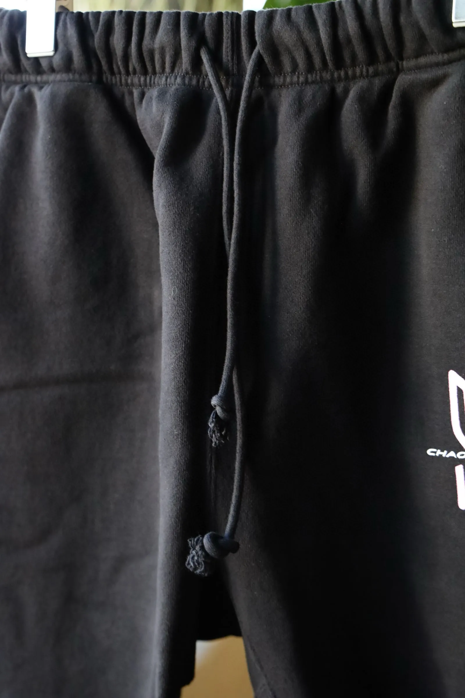SAINT Mxxxxxx SWEAT SHORTS/RIBON SAINT/BLK pink SAINT LOGO shorts, black S-XL cotton and linen OE yarn fabric, stiff, light, comfortable and breathable, non-locking design, naturally rolled back after water, super handsome version, easy to match, original consistent main mark, wash water mark, little angel anti-counterfeiting mark